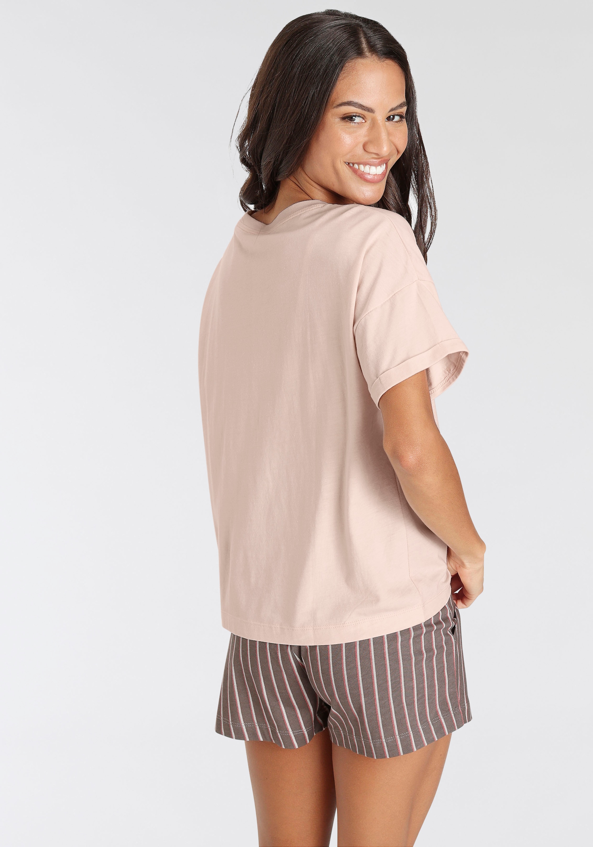 s.Oliver Pyjamaoberteil, in bequemer Weite