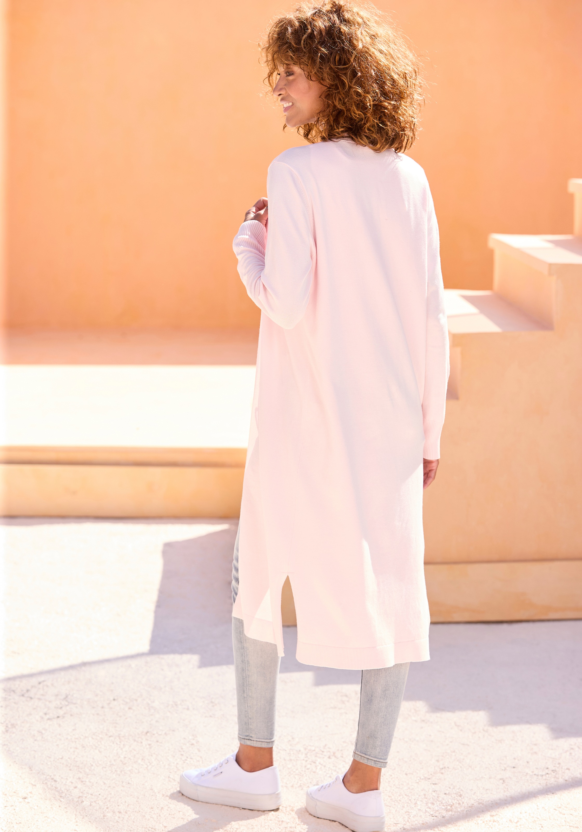 LASCANA Cardigan, mit seitlichen Schlitzen, Longstrickjacke aus weichem Rippstrick
