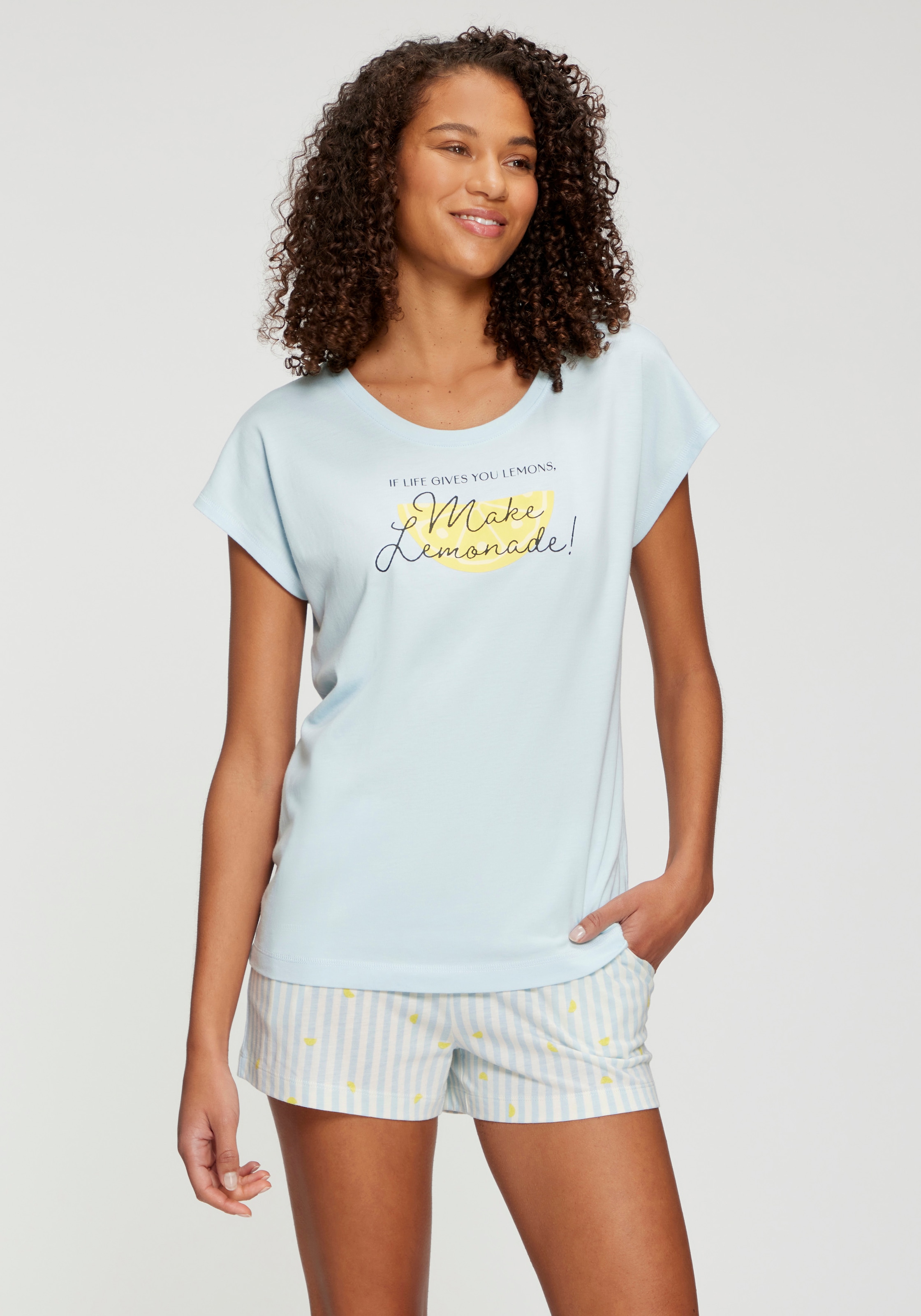 Vivance Dreams by Lascana Shorts de pyjama  avec joli motif à rayures