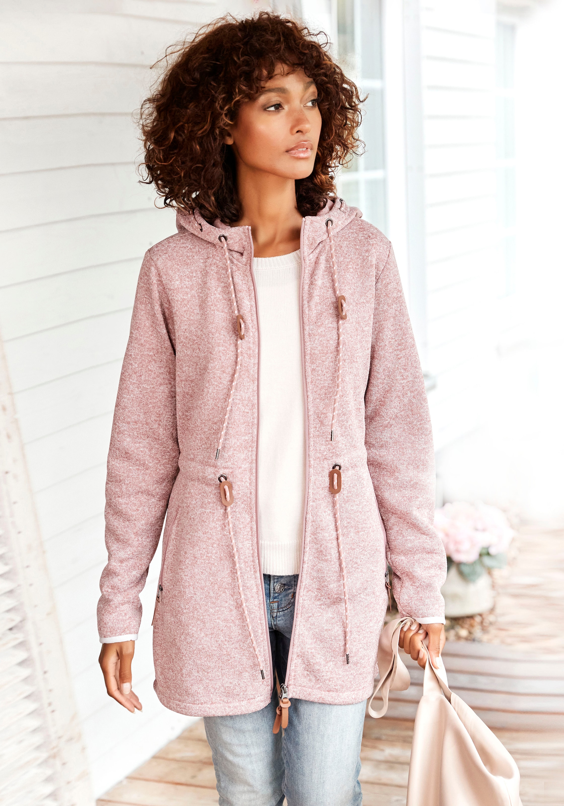 LASCANA Fleecejacke mit Kapuze mit Kapuze