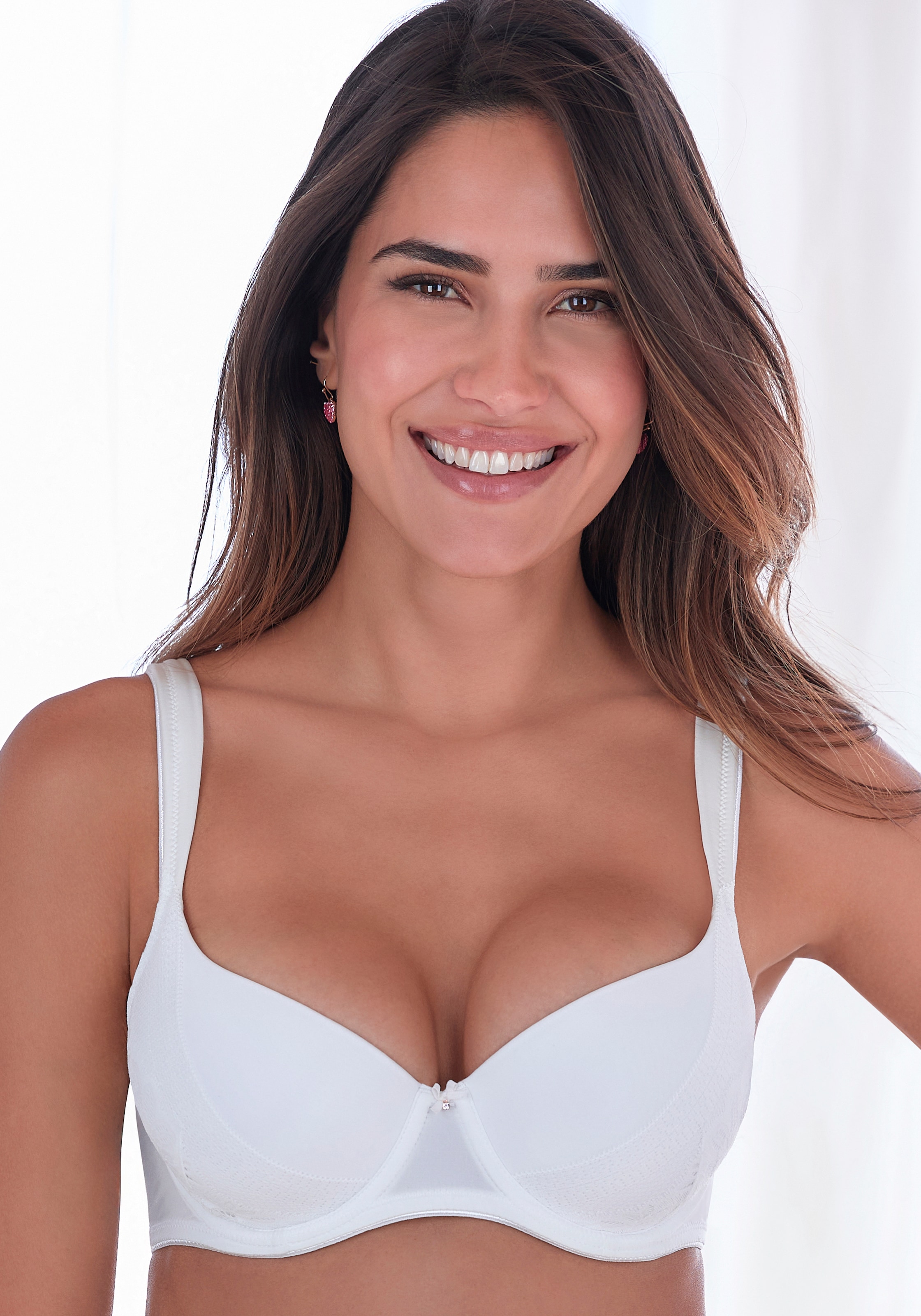 s.Oliver Schalen-BH mit breiten, leicht wattierten Trägern, Dessous