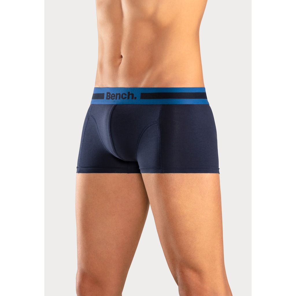 Bench. Hipster, (Packung, 4 St.), knapp sitzende Boxershorts aus Baumwollmischung