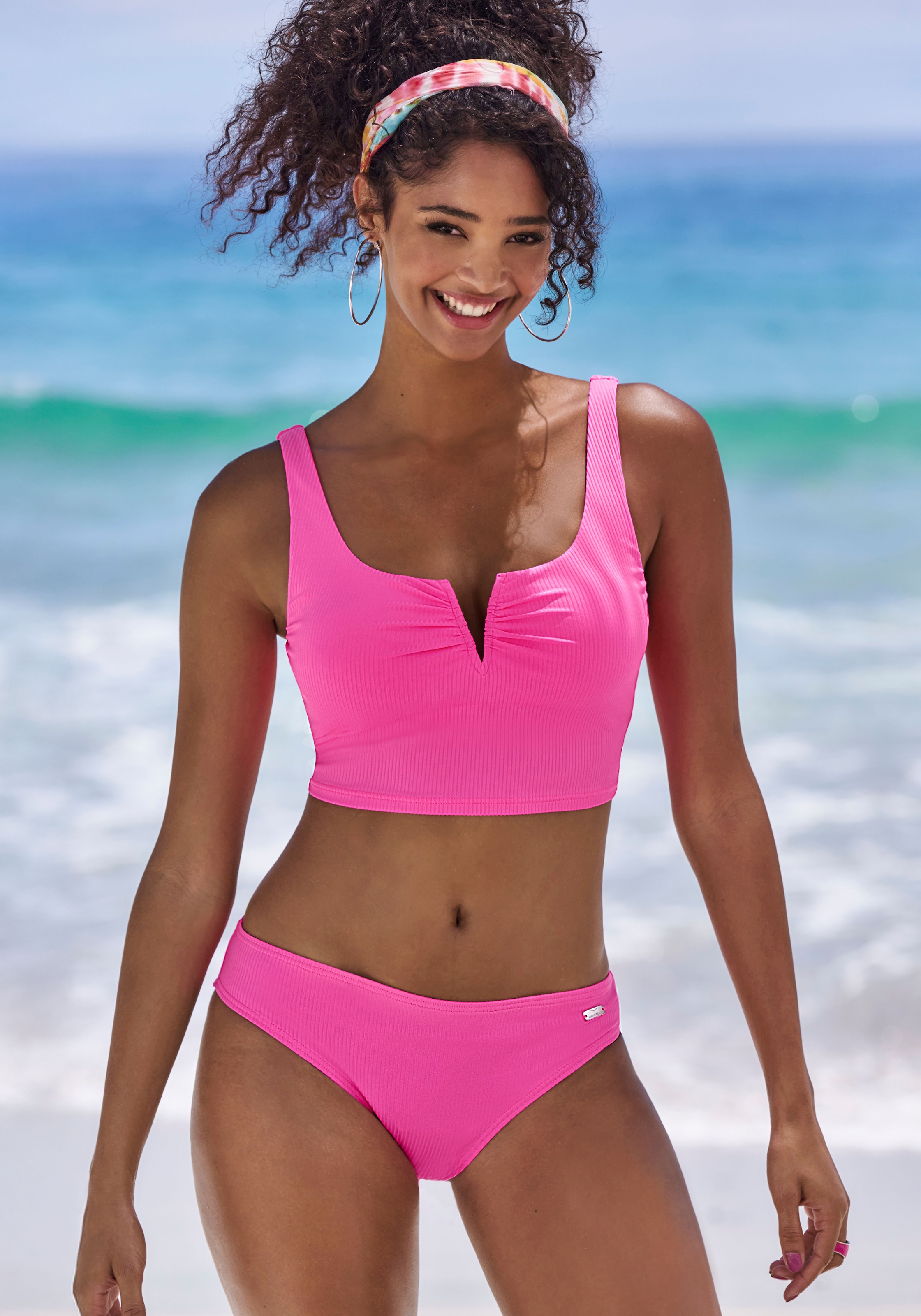 Venice Beach Crop-Bikini-Top »Lucky« mit V-Bügel Detail vorne