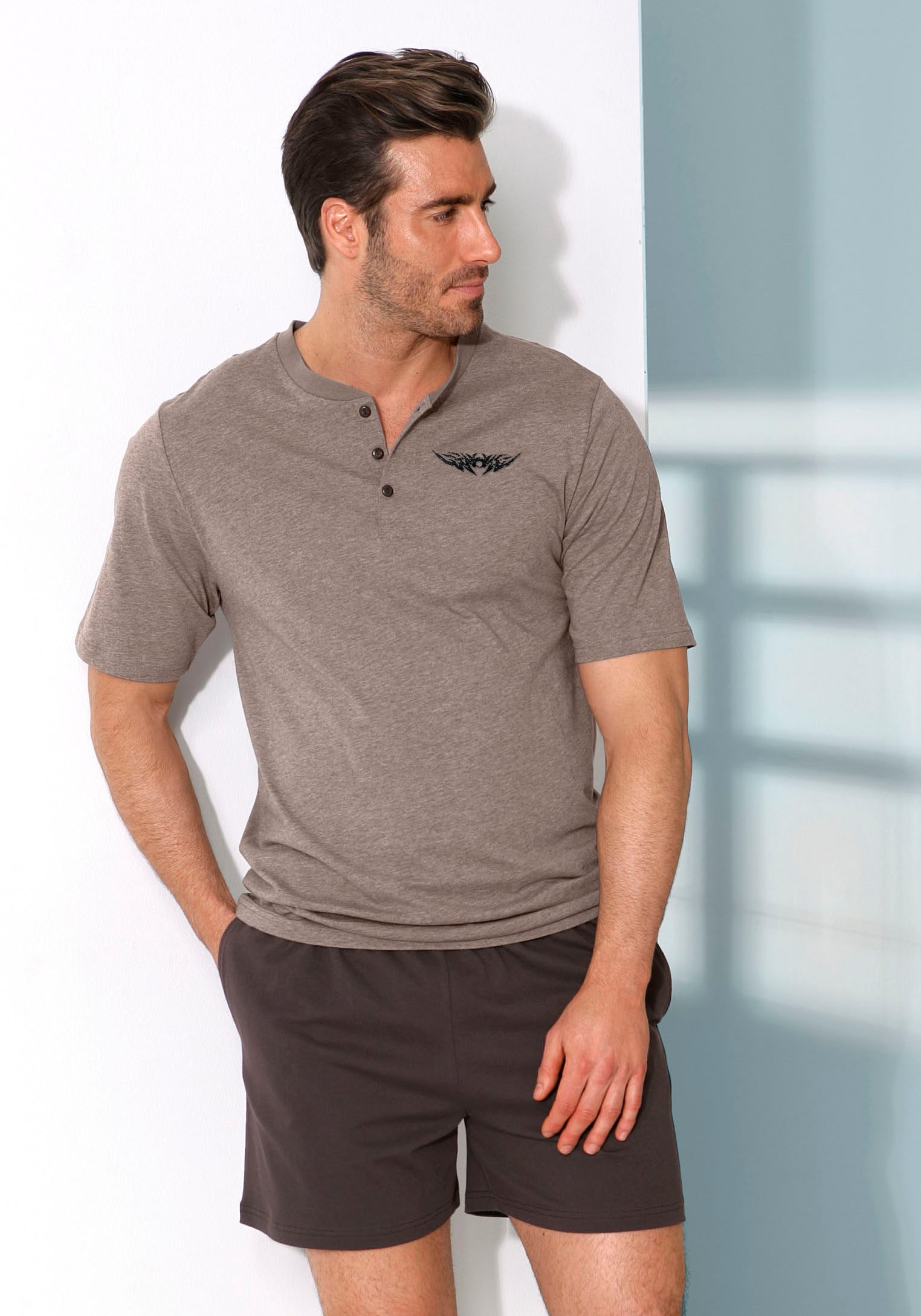 AUTHENTIC LE JOGGER Pyjama »kurzer Schlafanzug für Herren« 1 Stück, 2 tlg. mit Knopfleiste