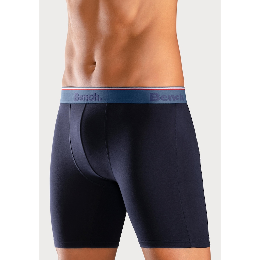 Bench. Langer Boxer, (Packung, 4 St.), Unterhosen mit schmalen Streifen im Logo-Webbund