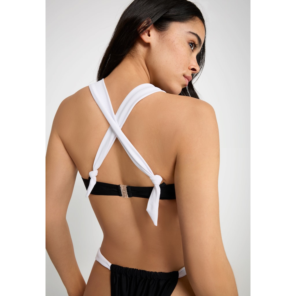 LSCN by LASCANA Triangel-Bikini, mit kontrastfarbigen Details