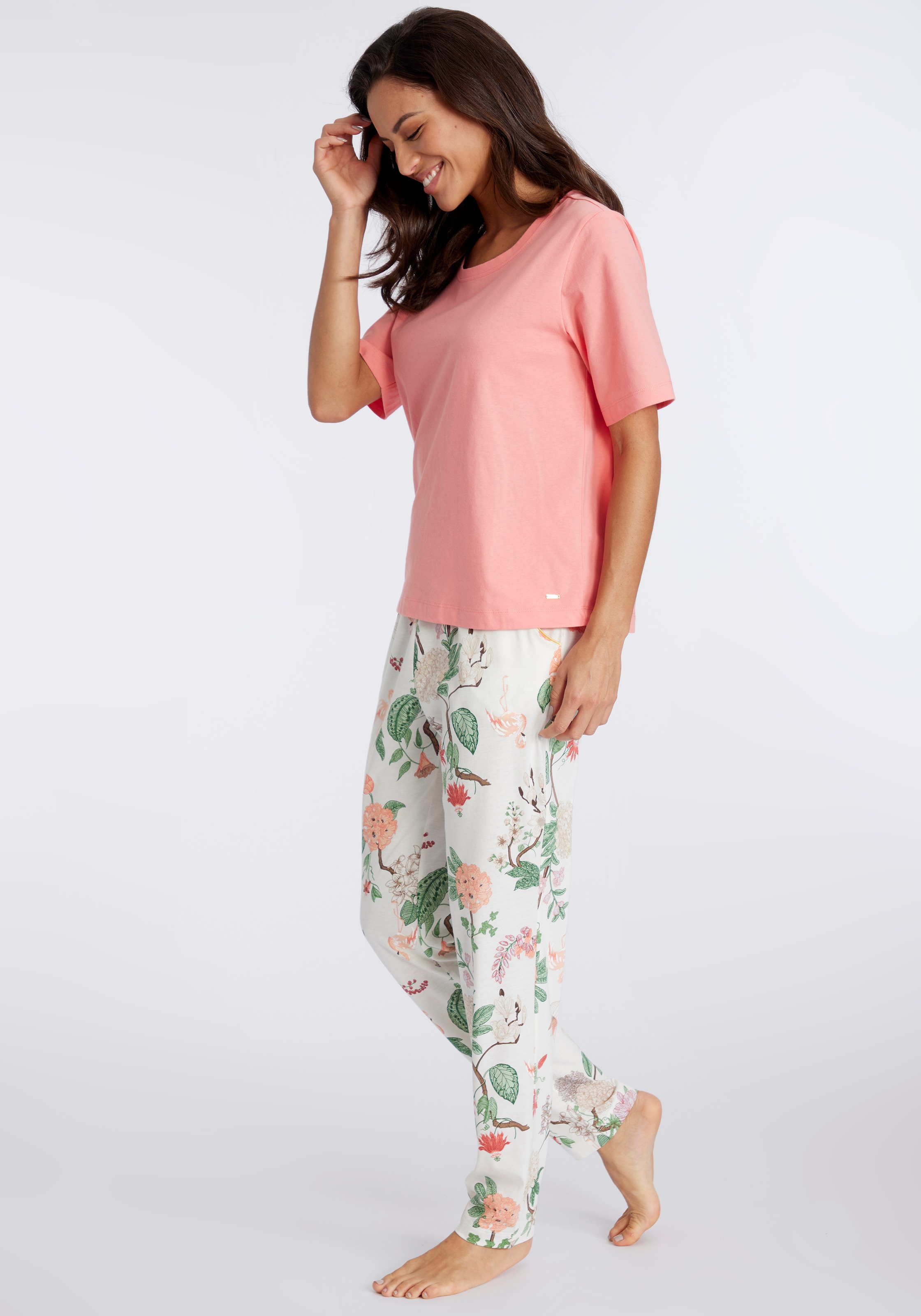 LASCANA Pyjama 2 tlg. mit elegantem Blumenmuster