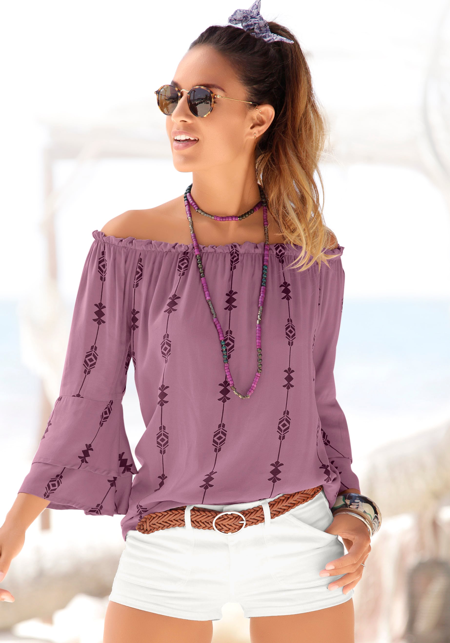 LASCANA Carmenbluse mit Ethnoprint, Damenbluse, schulterfrei, casual