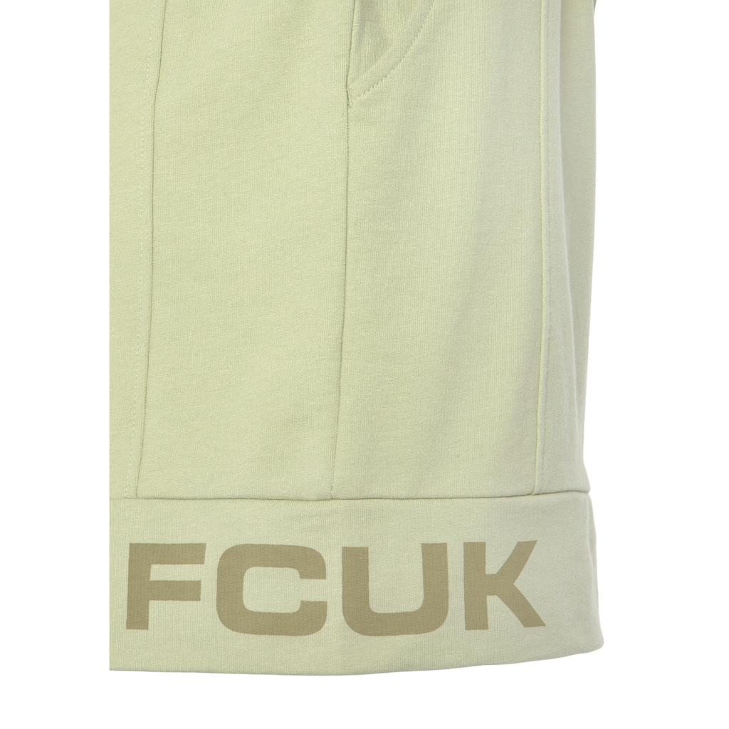 FCUK Sweatshorts, mit Längsteilungsnaht und Logoschriftzug, Loungewear