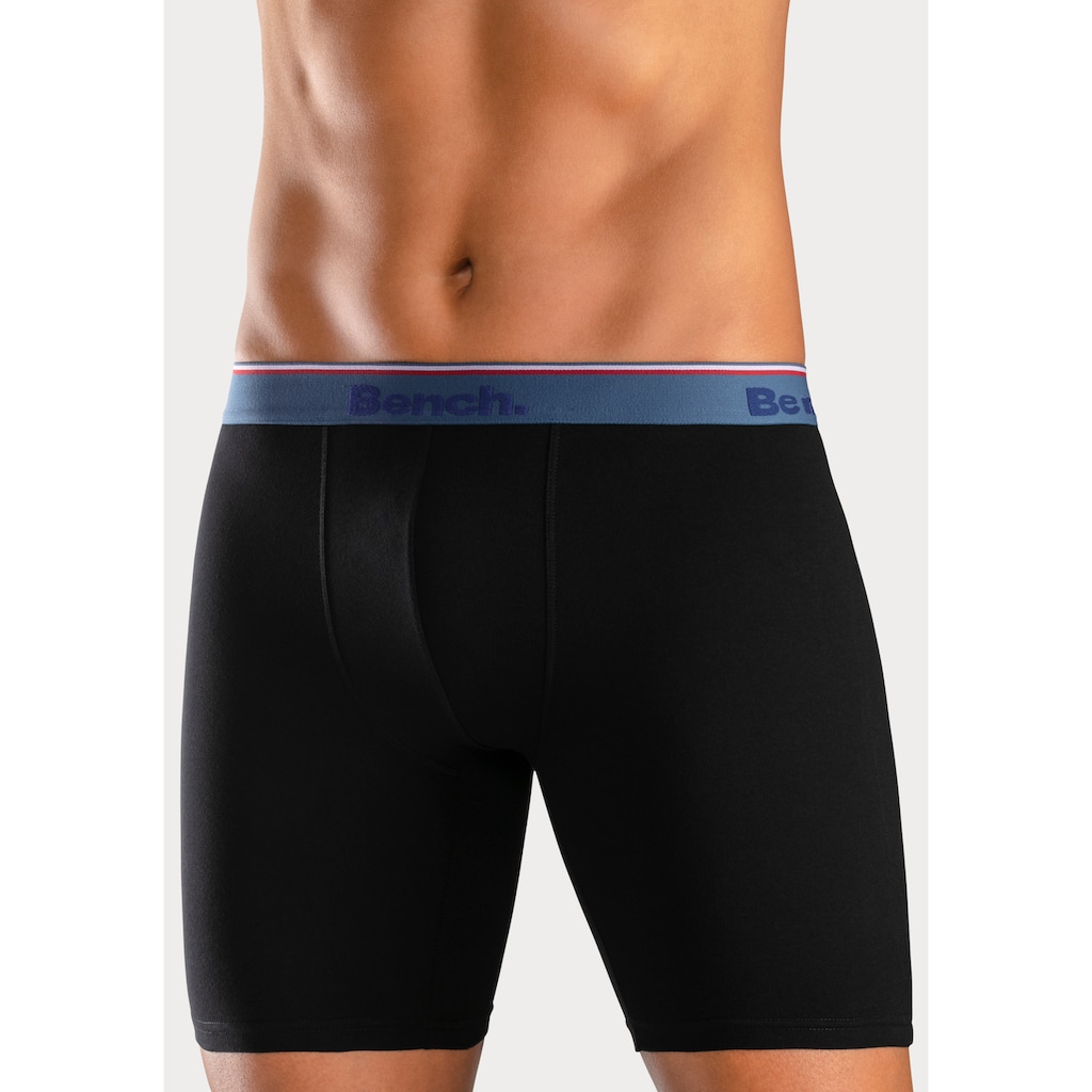 Bench. Langer Boxer, (Packung, 4 St.), Unterhosen mit schmalen Streifen im Logo-Webbund
