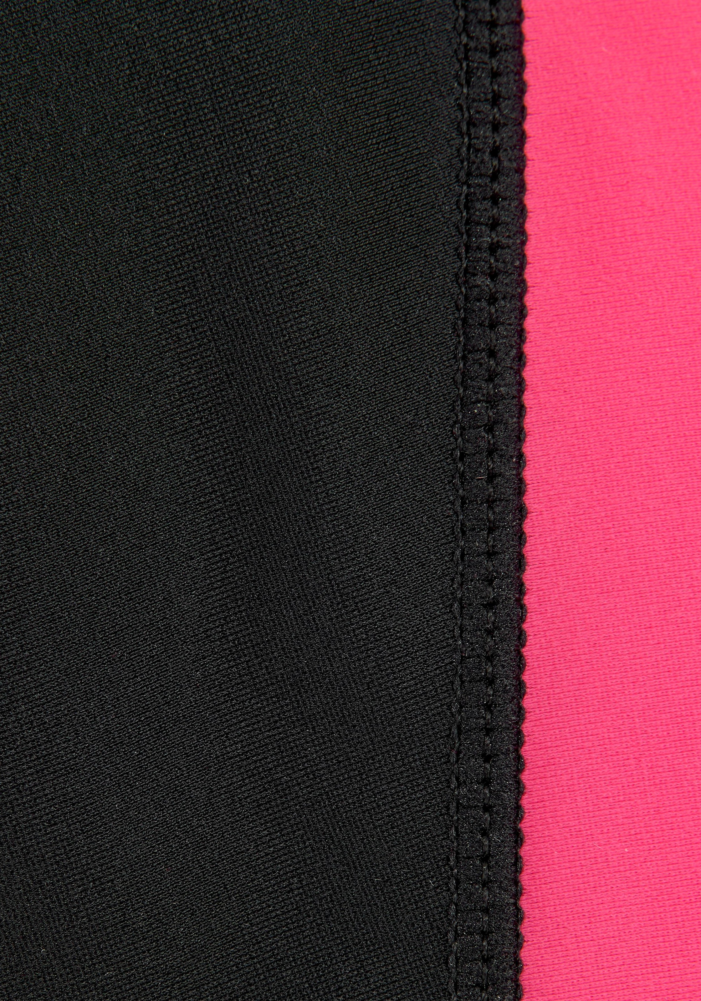 KangaROOS Badeanzug mit sportlichen Kontrasteinsätzen