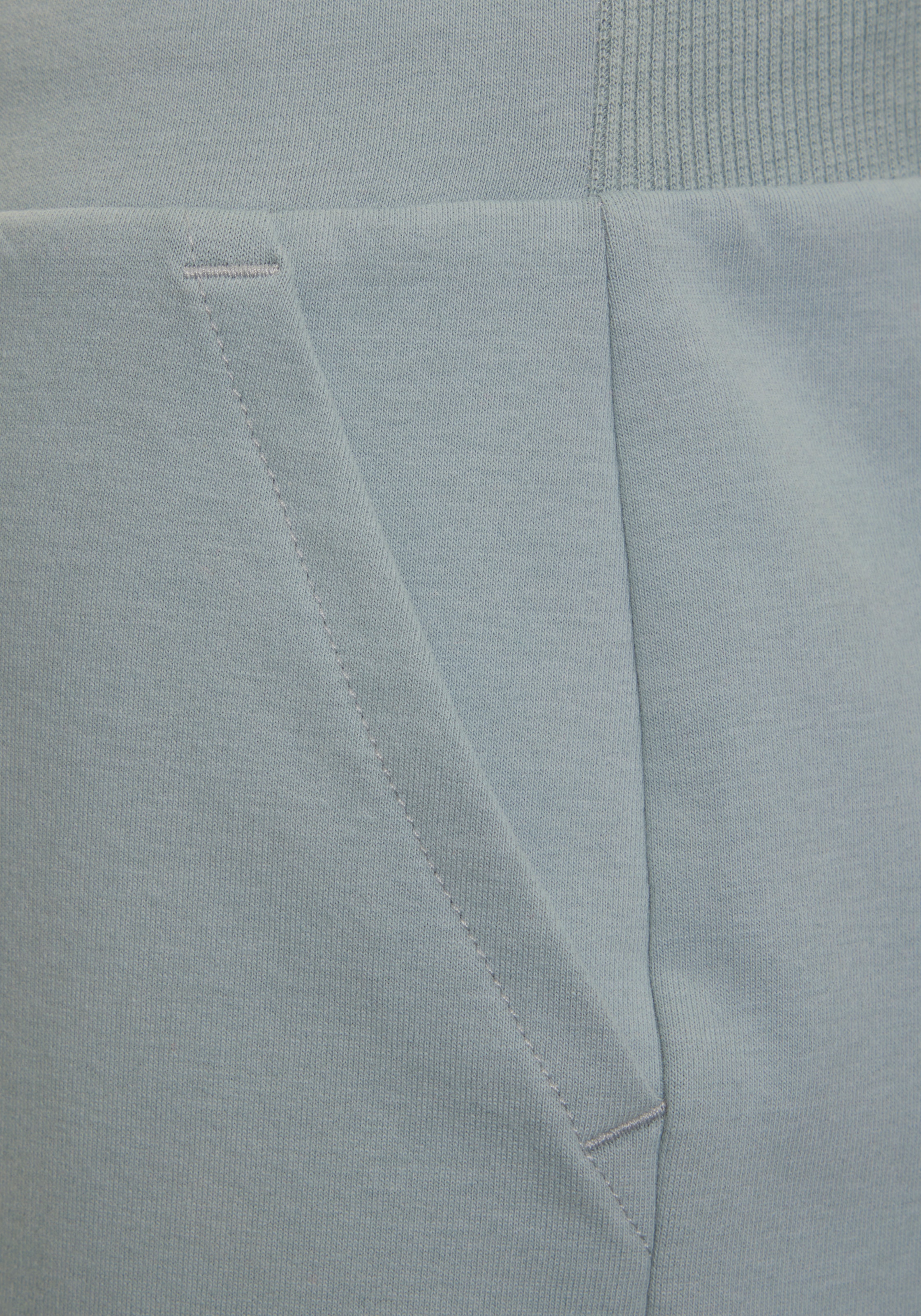 Elbsand Sweatshorts »Vivi«  mit Logodruck auf der Gesässtasche
