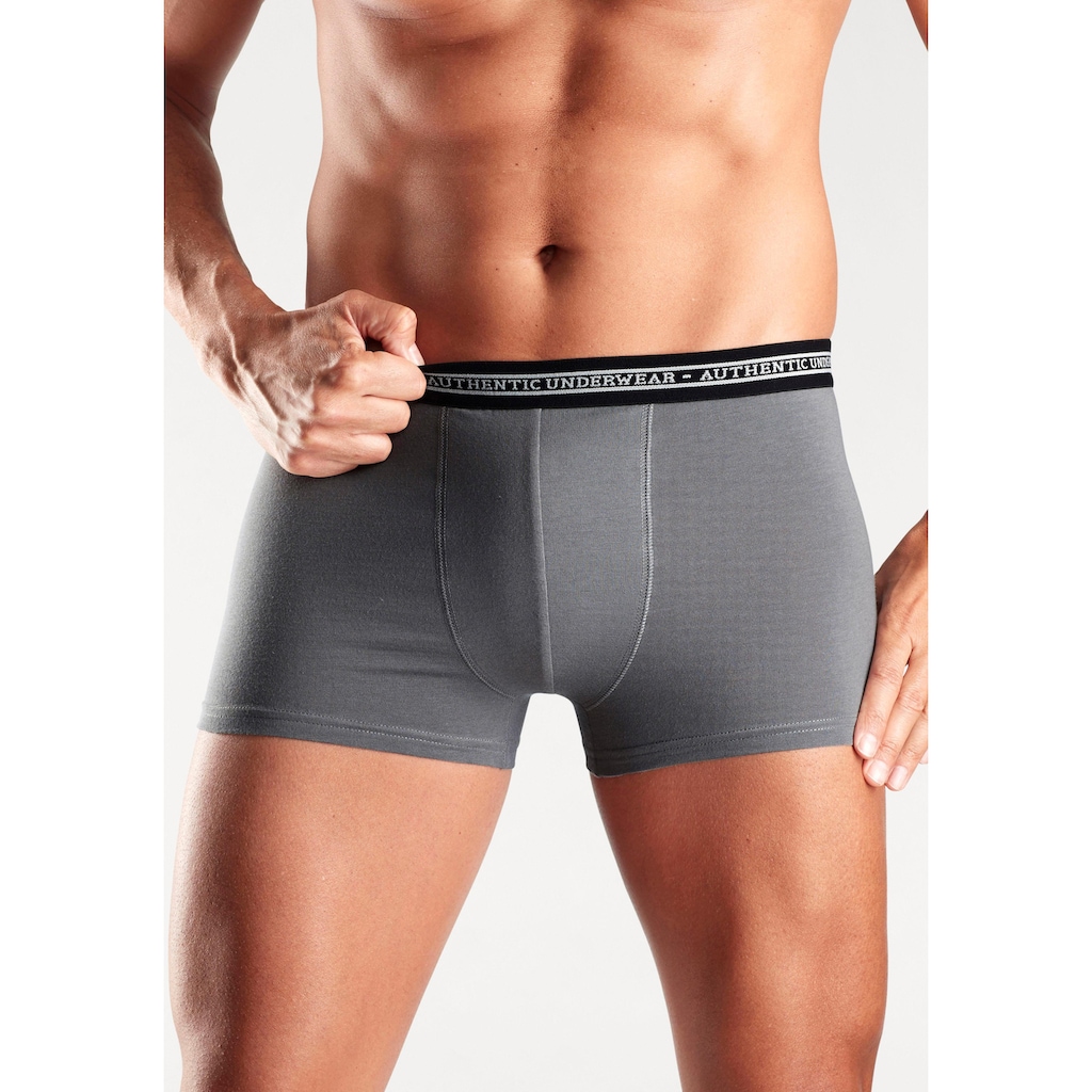 AUTHENTIC UNDERWEAR Boxer »Boxershorts für Herren«, (Packung, 4 St.), schwarzer Webbund mit Logoschriftzug