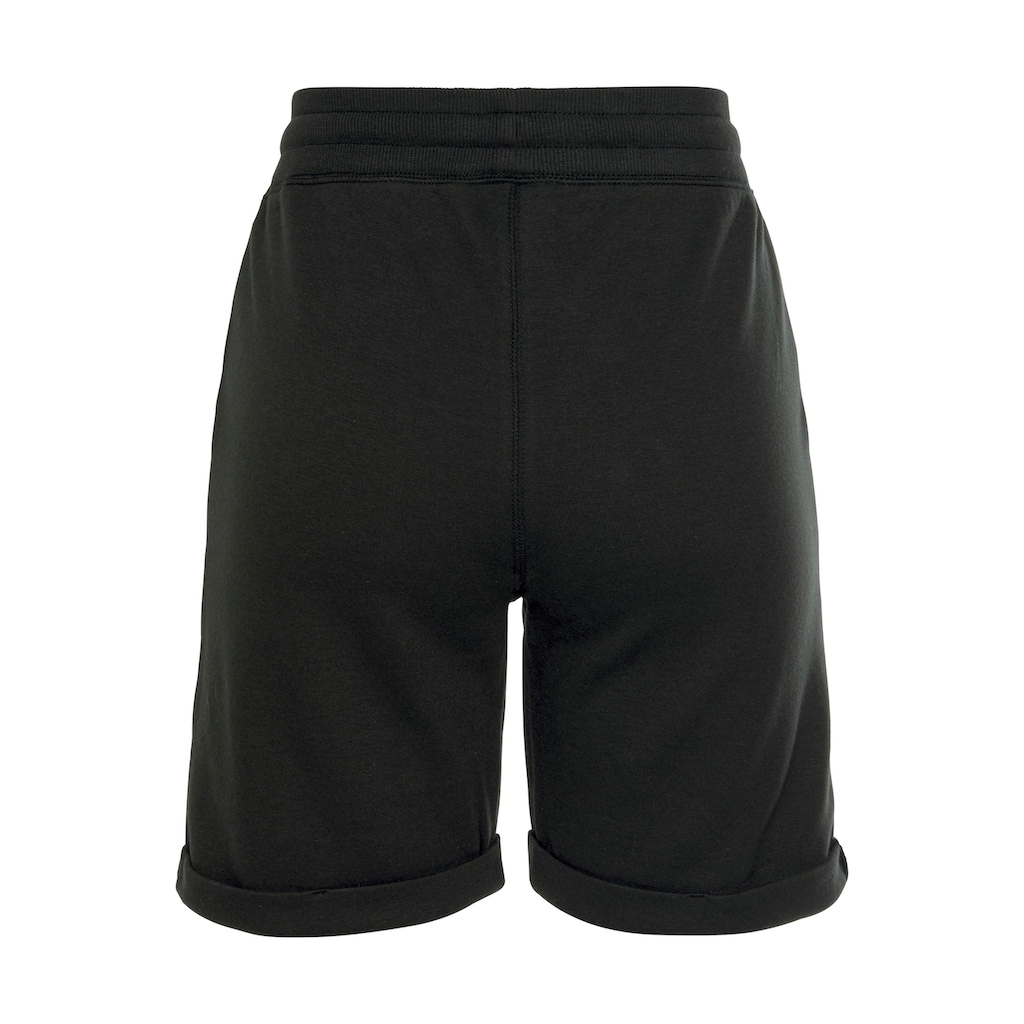 Bench. Loungewear Bermudas, mit aufgeschlagenen Beinsäumen und seitlichen Taschen, Loungewear