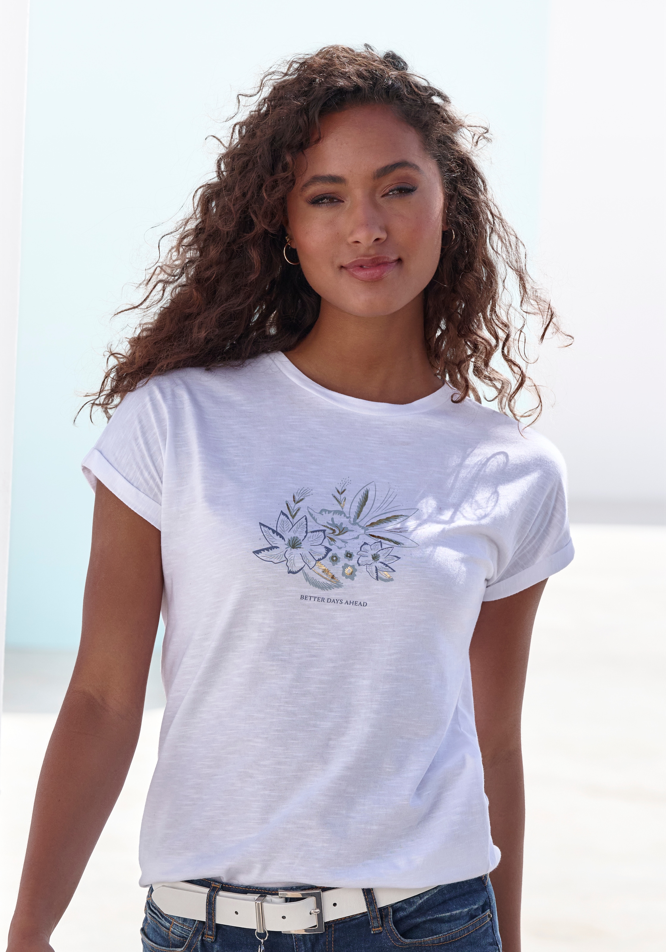 Vivance T-Shirt »mit goldenfarben schimmerndem Folienprint« aus weicher Baumwoll-Qualität