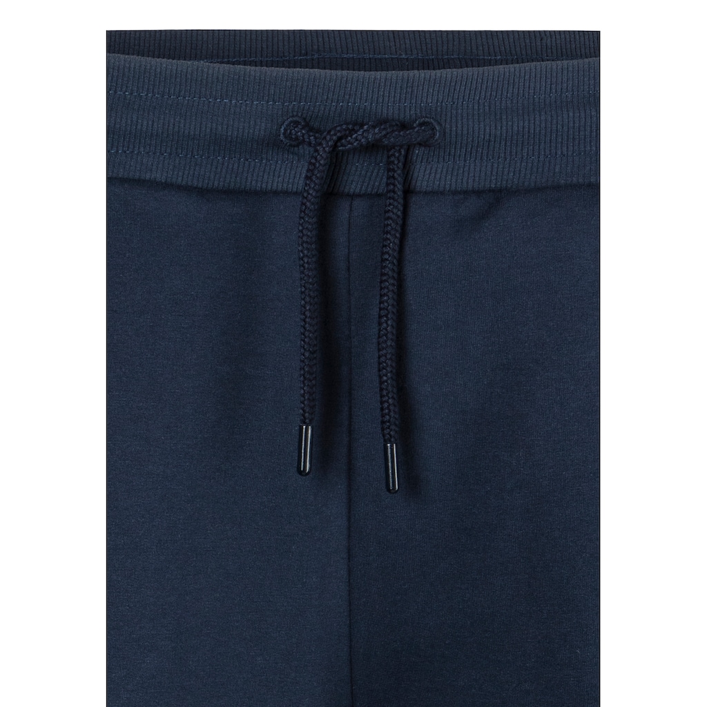 H.I.S Sweatshorts, seitlicher Streifen mit Logodruck