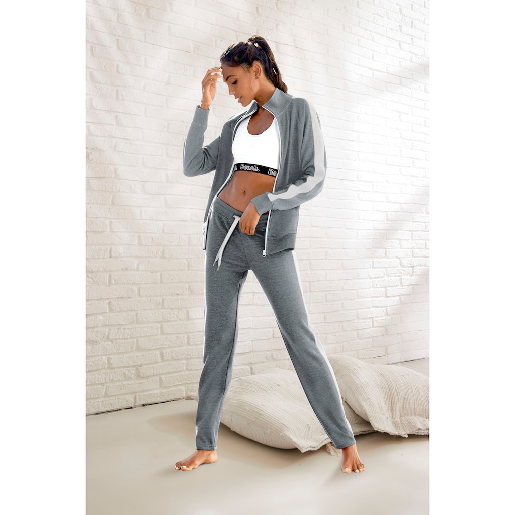 Bench. Loungewear Loungehose, mit Seitenstreifen und geradem Bein, Loungewear