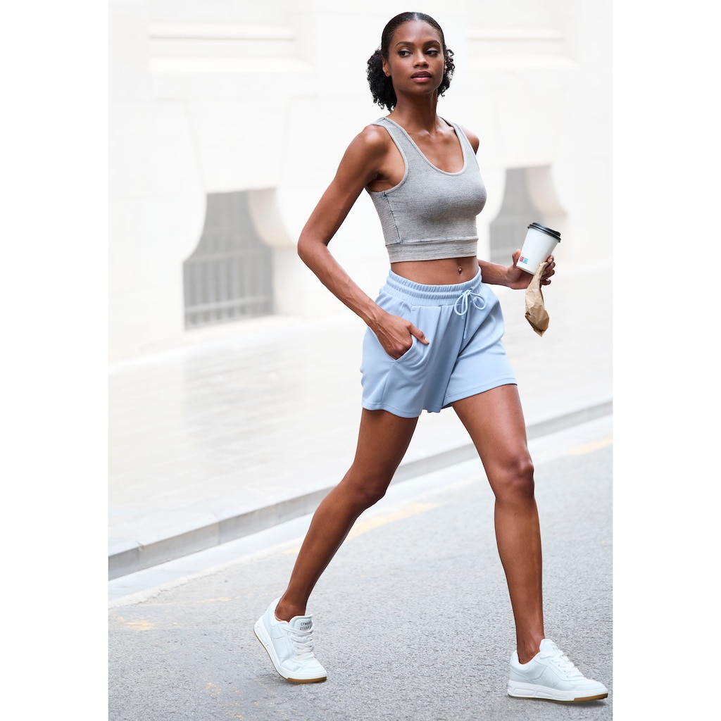 Copenhagen Studios Sweatshorts, aus hochwertigen Material