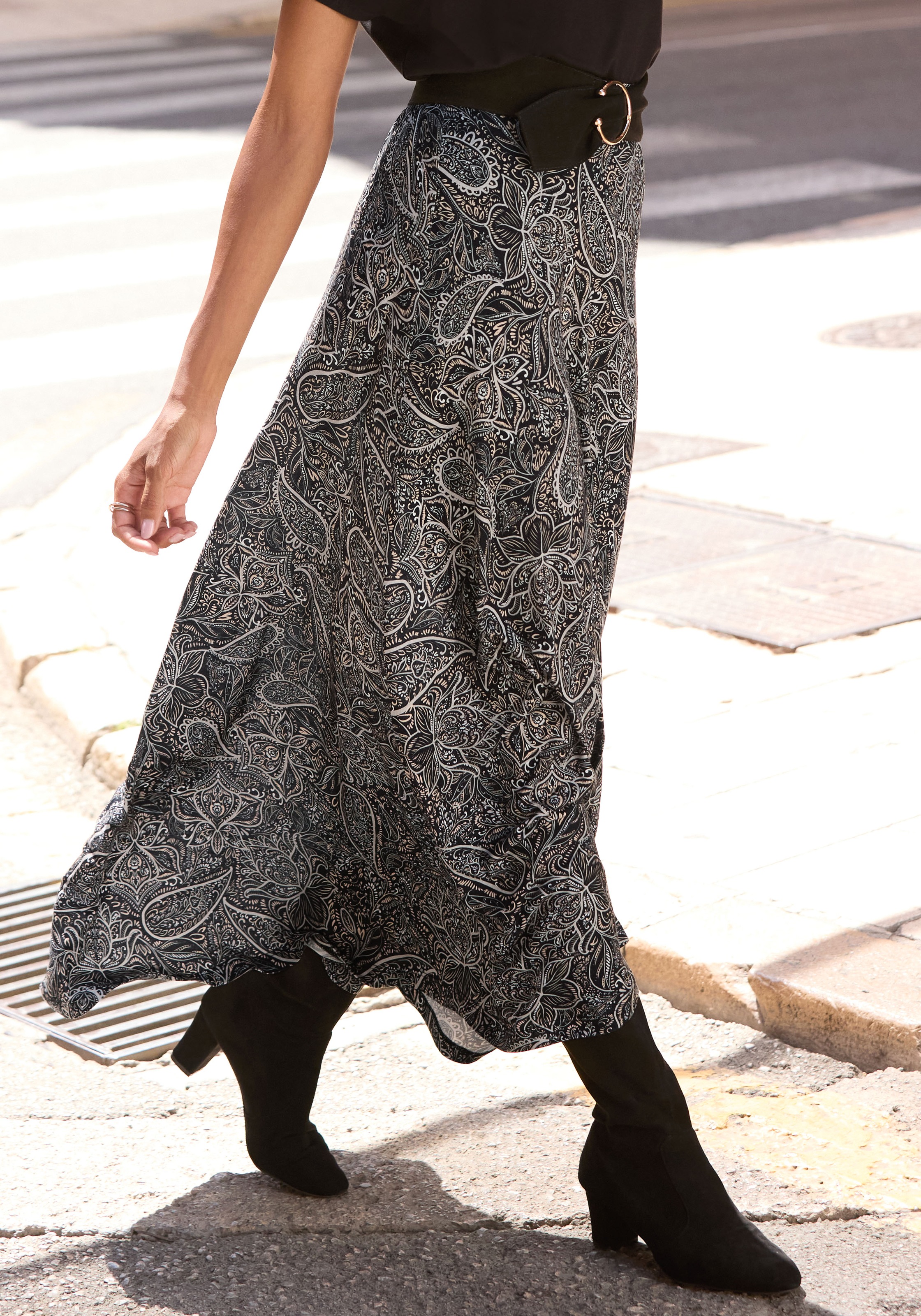 LASCANA Maxirock mit Allover-Print