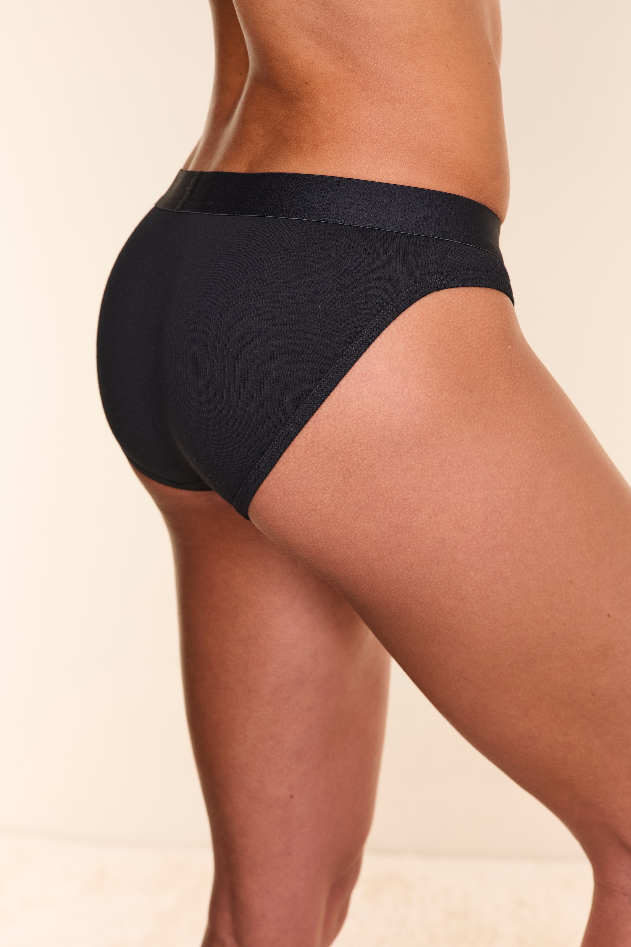 Copenhagen Studios Slip de bikini angenehme Ripp-Qualität