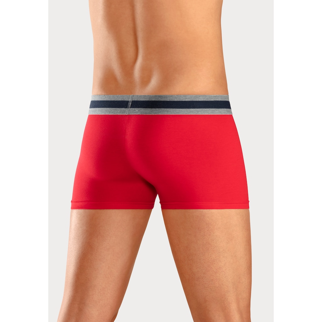 Bench. Boxer »Boxershorts für Herren«, (Packung, 4 St.), Unterhosen mit Overlock-Nähten vorn