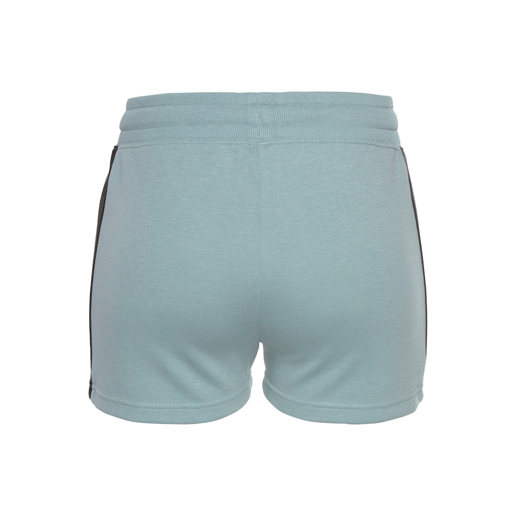 Bench. Loungewear Relaxshorts, mit Seitenstreifen, Loungewear