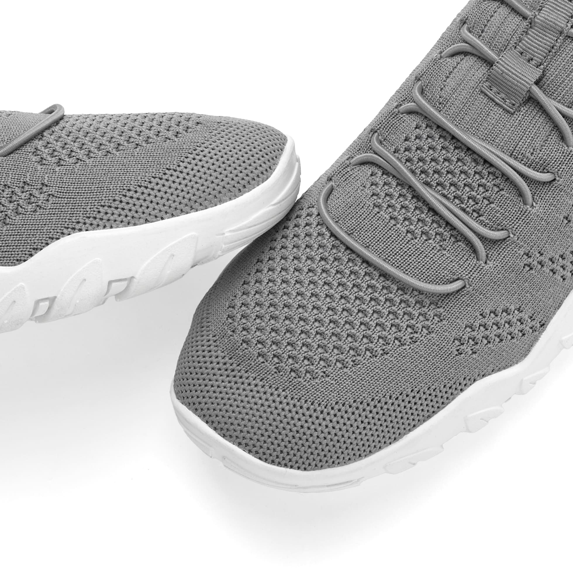 Vivance Sneaker »Freizeitschuh, Halbschuh mit ultraleichter und flexibler Sohle,«, zum Reinschlüpfen mit elastischen Schnürbändern VEGAN