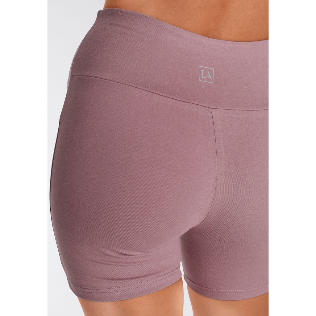 LASCANA Shorts, mit breitem Bündchen und Logodruck