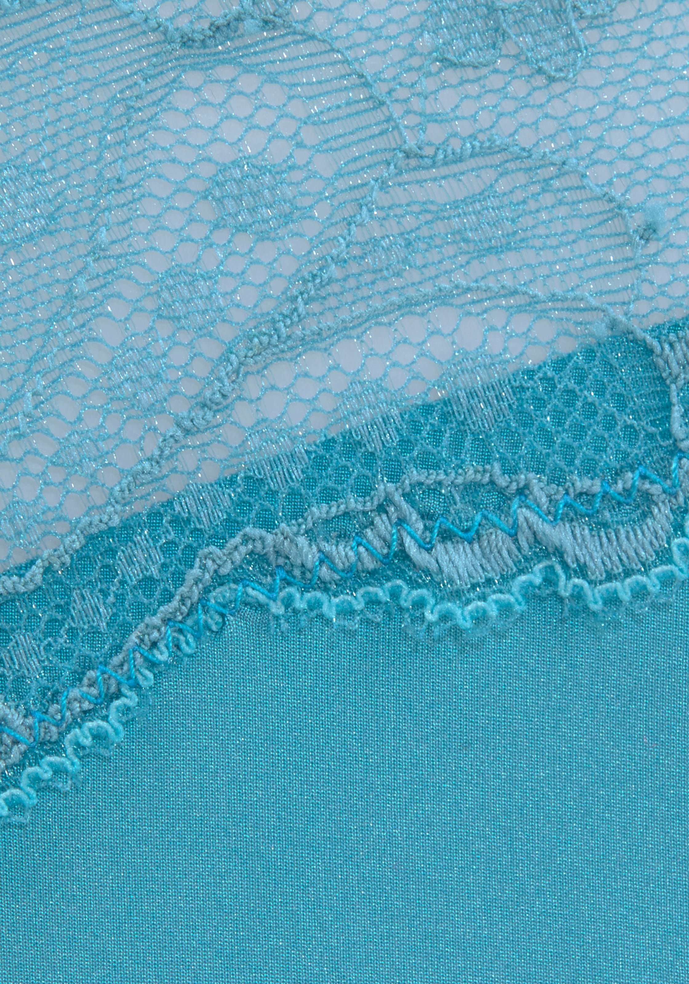 LASCANA String, mit verführerischer Bänder-Optik