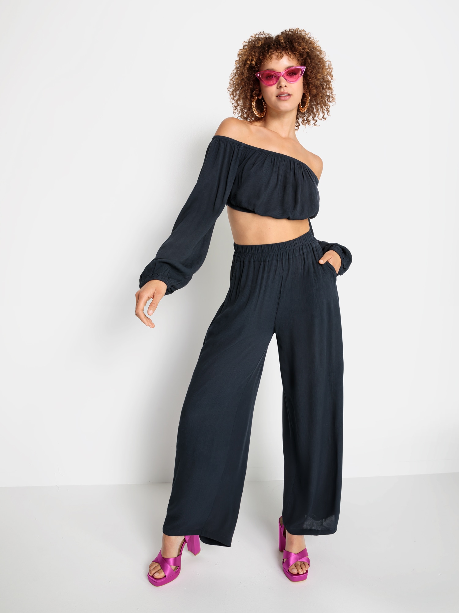 LSCN by LASCANA Carmenbluse, in verkürzter Länge