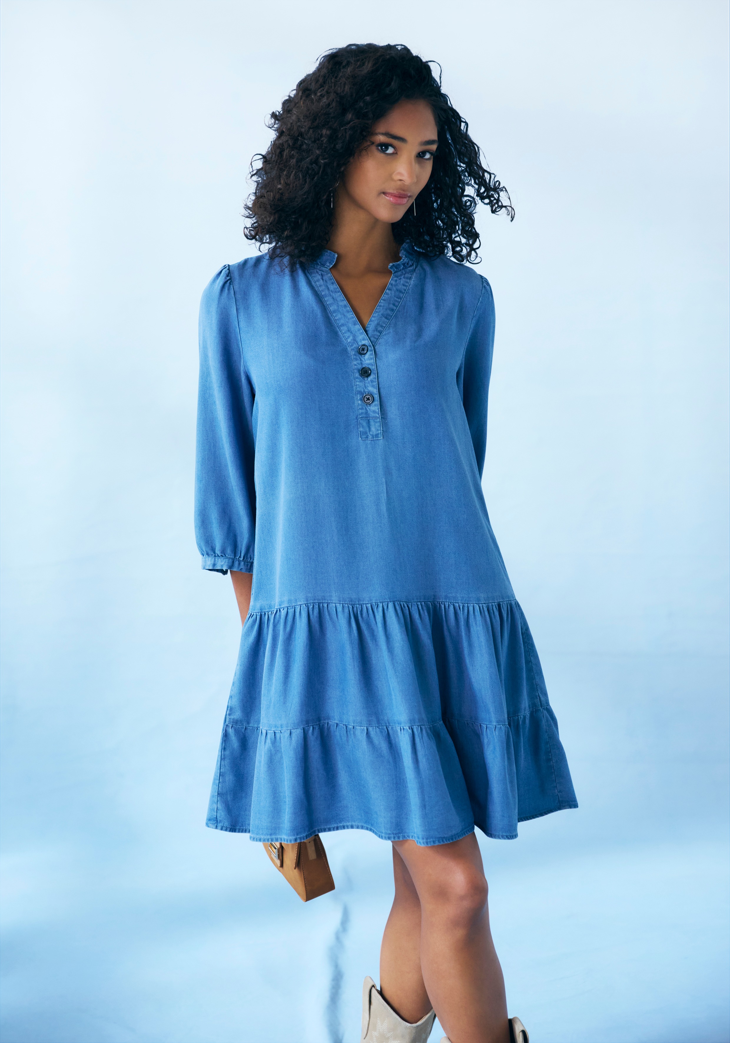 Thumbnail - LASCANA Jeanskleid, mit Rüsche am Kragen und Knopfleiste, Blusenkleid, Tunikakleid