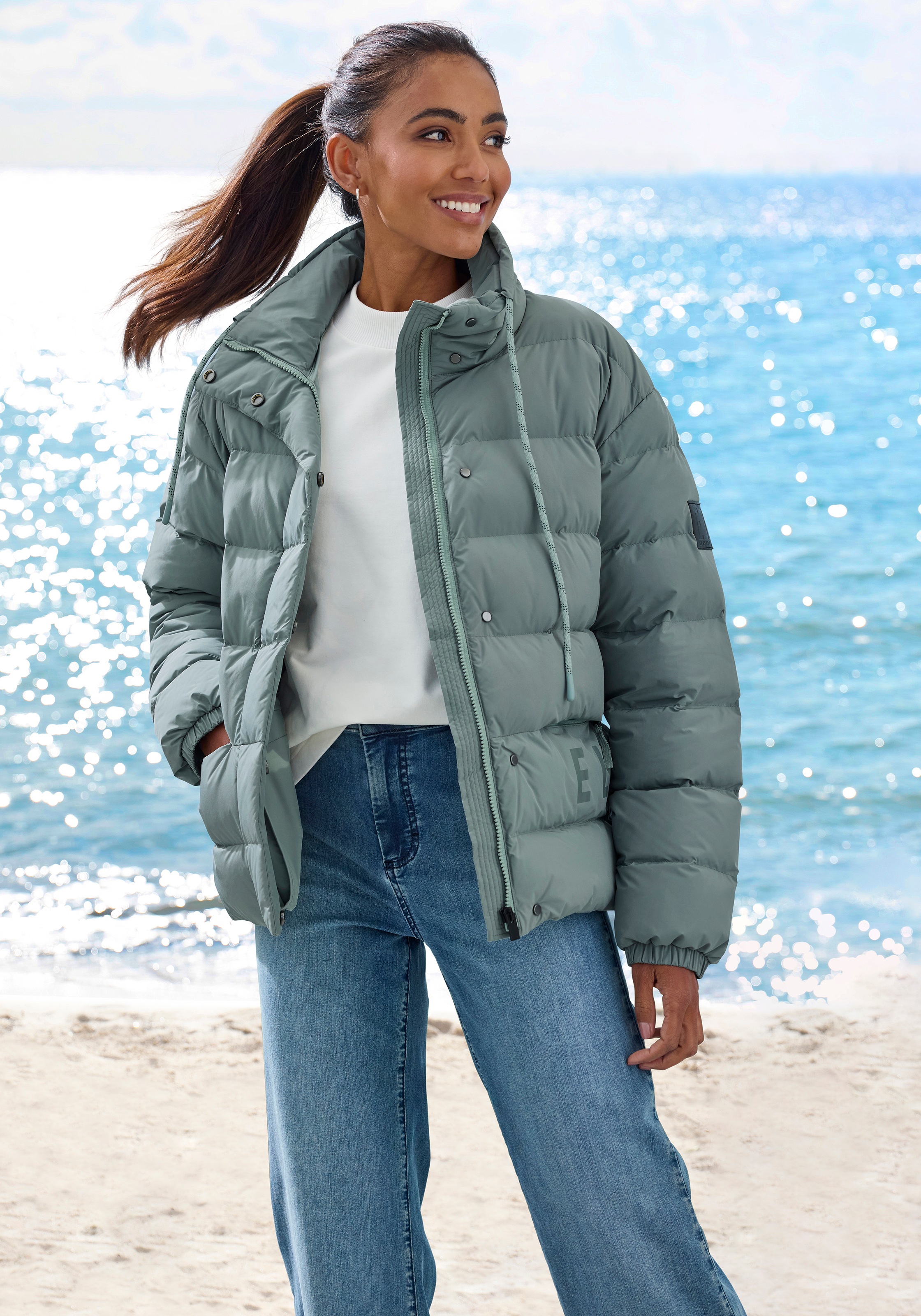 Elbsand Steppjacke ohne Kapuze mit grossem seitlichen Logo-Print