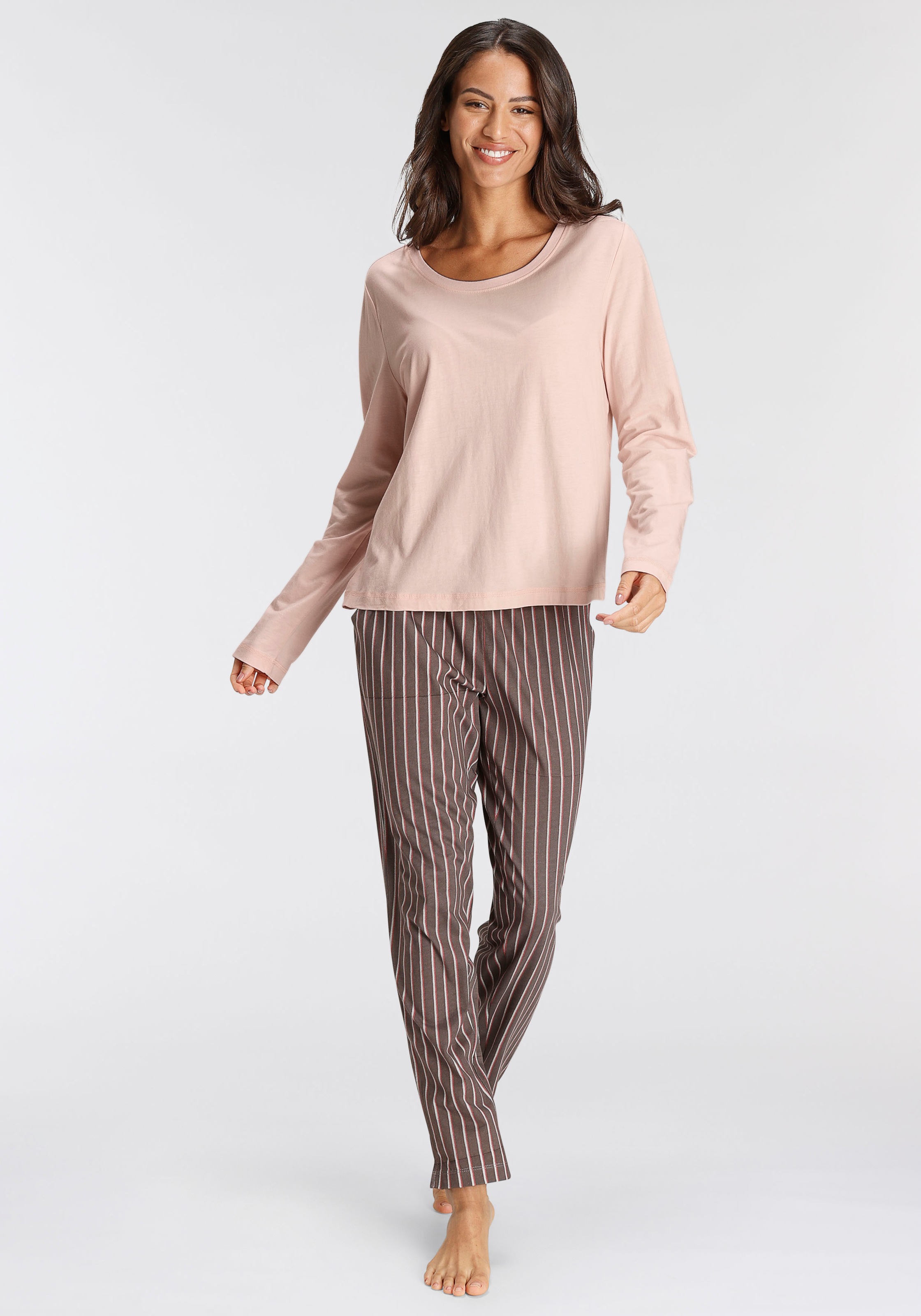 s.Oliver Pyjamaoberteil, in bequemer Weite
