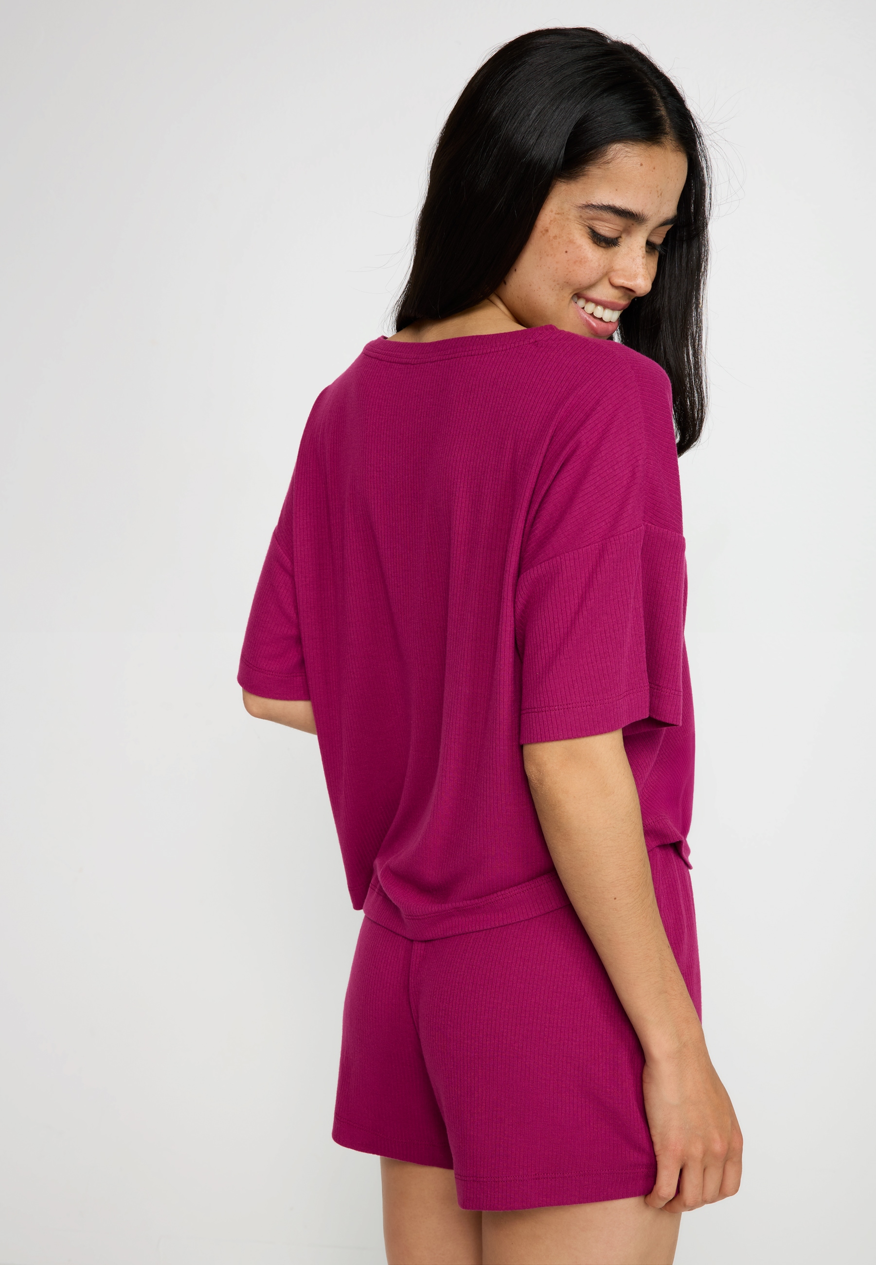 LSCN by LASCANA Shorty, (2 tlg.), mit kleiner Zierknopfleiste