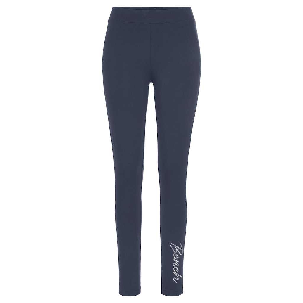 Bench. Loungewear Leggings, mit glitzernder Logostickerei auf dem Bein