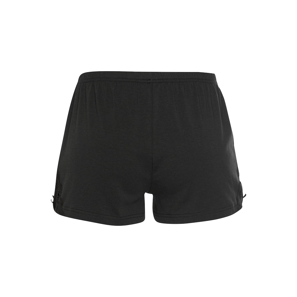 LASCANA Shorts, mit Spitzeneinsätzen