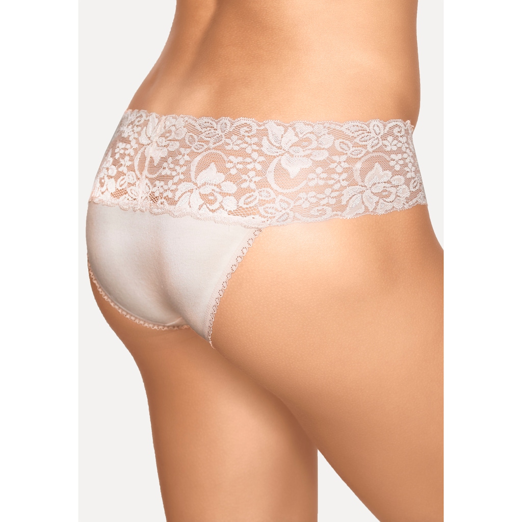 Vivance Brasilslip, (3er-Pack), aus elastischer Baumwolle mit floraler Spitze