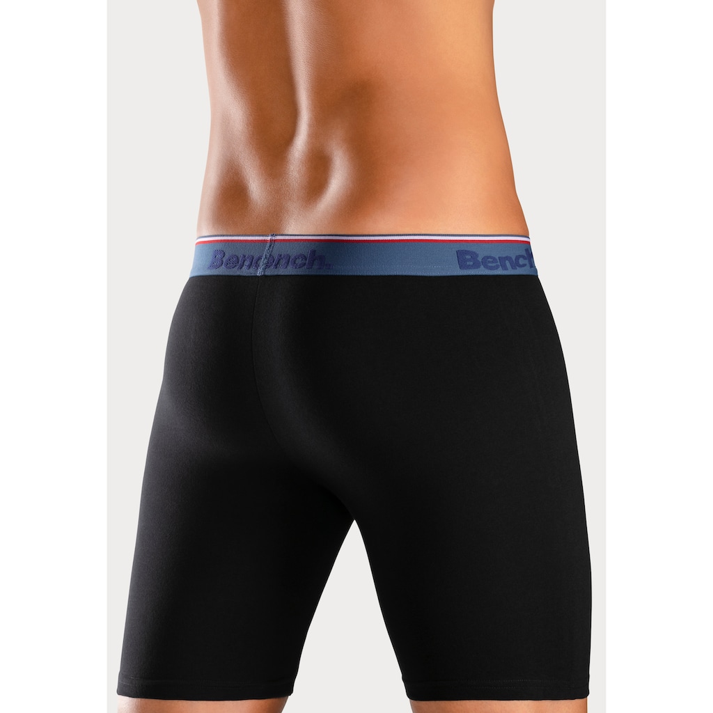 Bench. Langer Boxer, (Packung, 4 St.), Unterhosen mit schmalen Streifen im Logo-Webbund