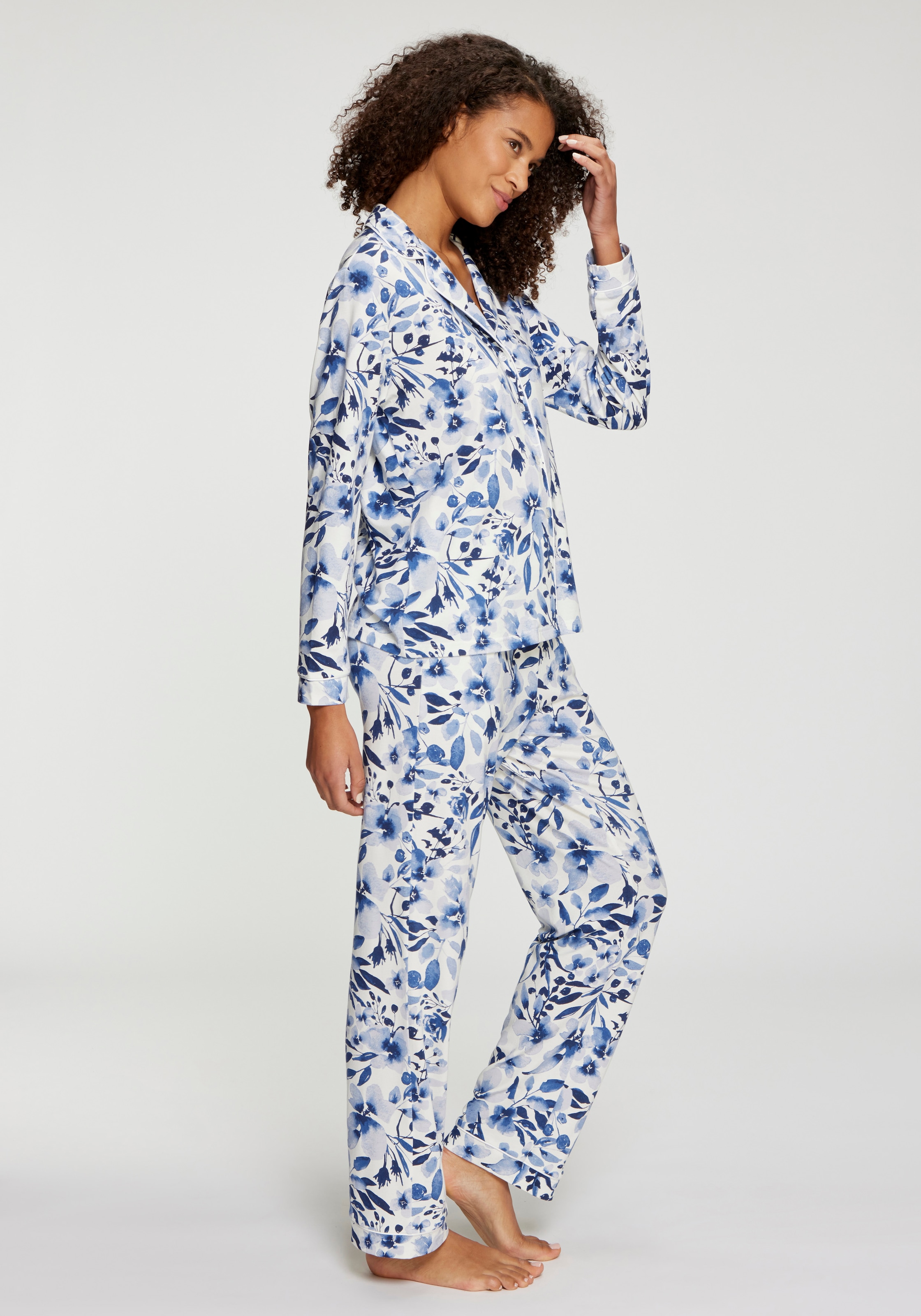 LASCANA Pyjama Ensemble, 2 avec imprimé floral intégral