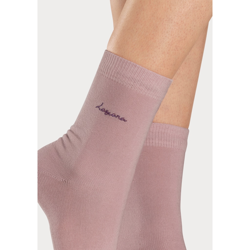 LASCANA Basicsocken, (Box, 7 Paar), mit hochwertiger Logo Stickerei