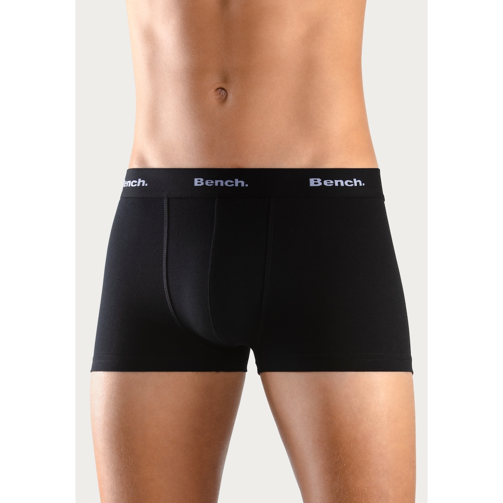 Bench. Hipster, (Packung, 4 St.), knapp sitzende Boxershorts aus Baumwollmischung