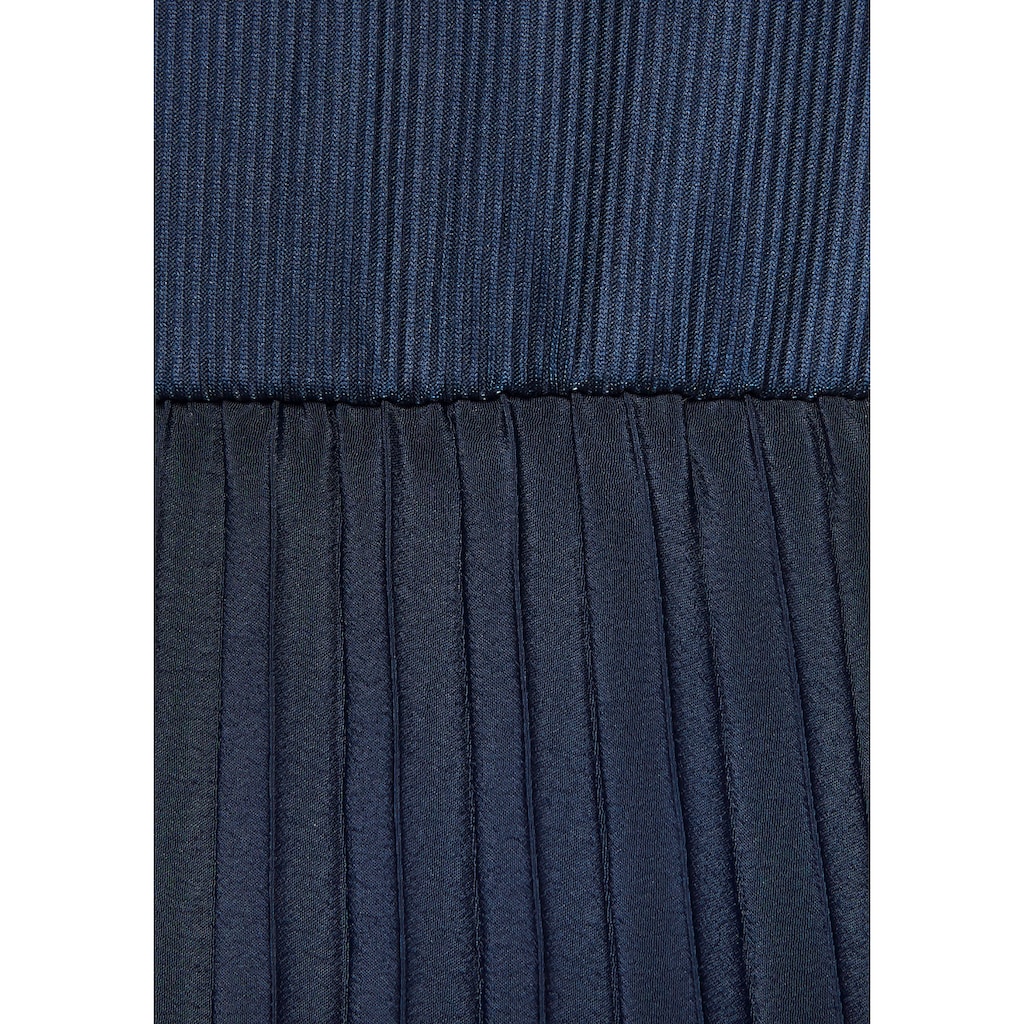 LASCANA Midikleid, mit Plisseerockteil, Basic, modisch
