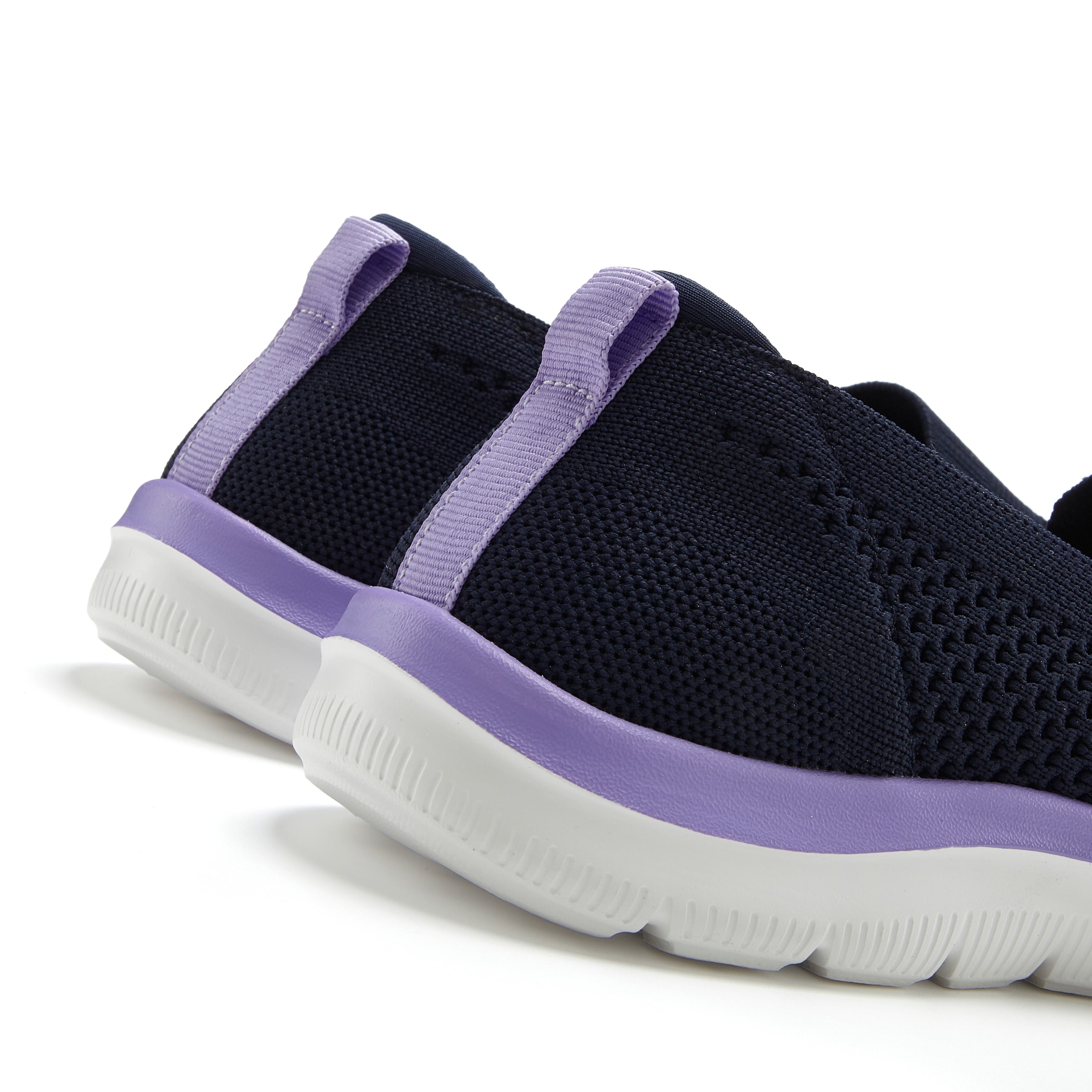 LASCANA Slipper »Halbschuh, Sneaker, Slip-On-Sneaker,«  aus bequemen Textil-Material zum Reinschlüpfen VEGAN