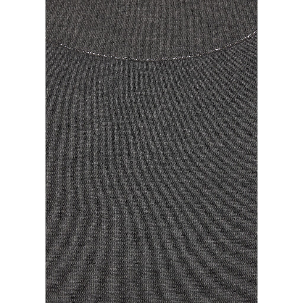 LASCANA Langarmshirt »mit feiner Glitzereinfassung«, aus weichem Viskose-Feinstrick