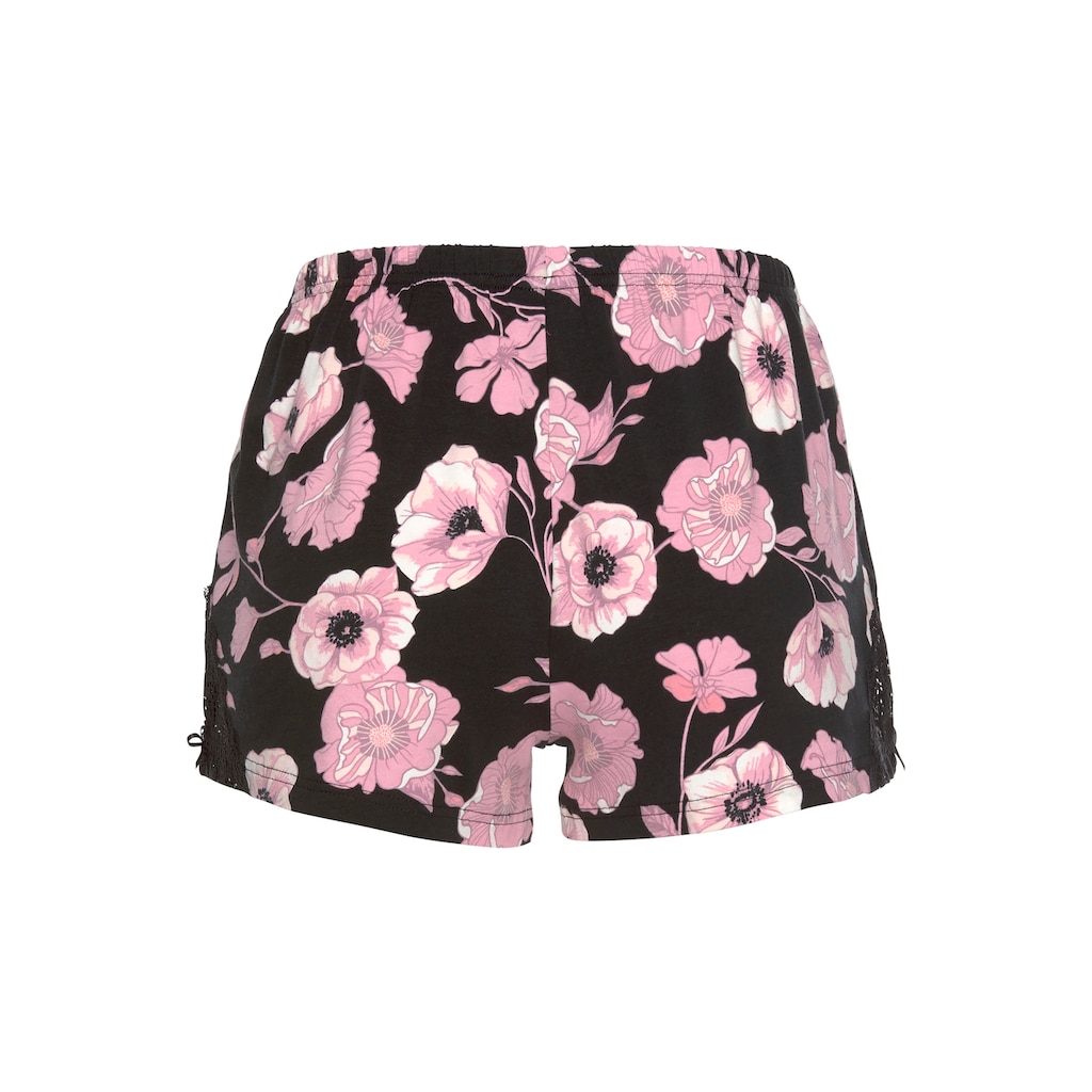 LASCANA Shorts, mit Spitzeneinsätzen