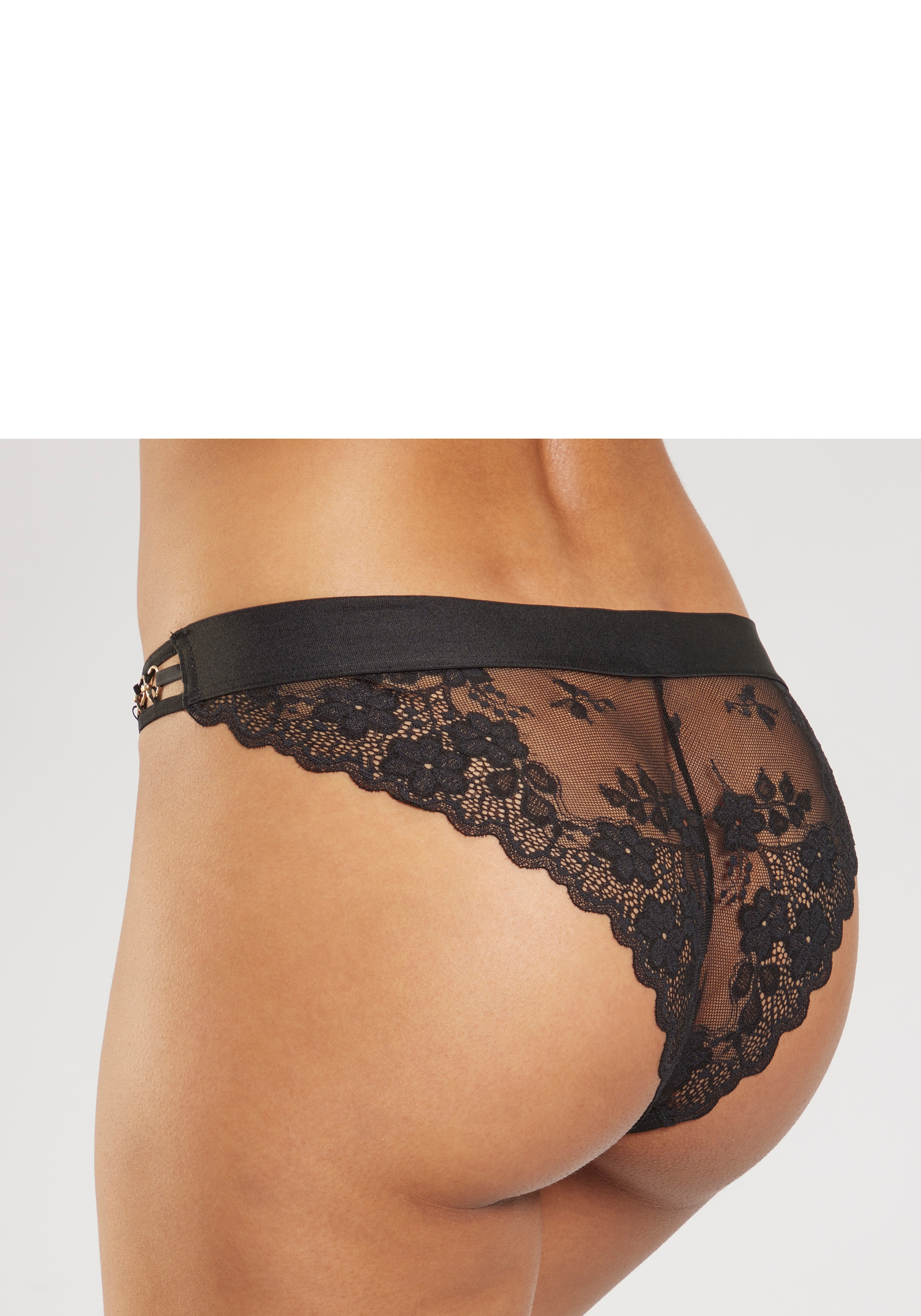LASCANA Tanga mit Cut-Outs und dekorativen Ringen, sexy Dessous, Reizwäsche