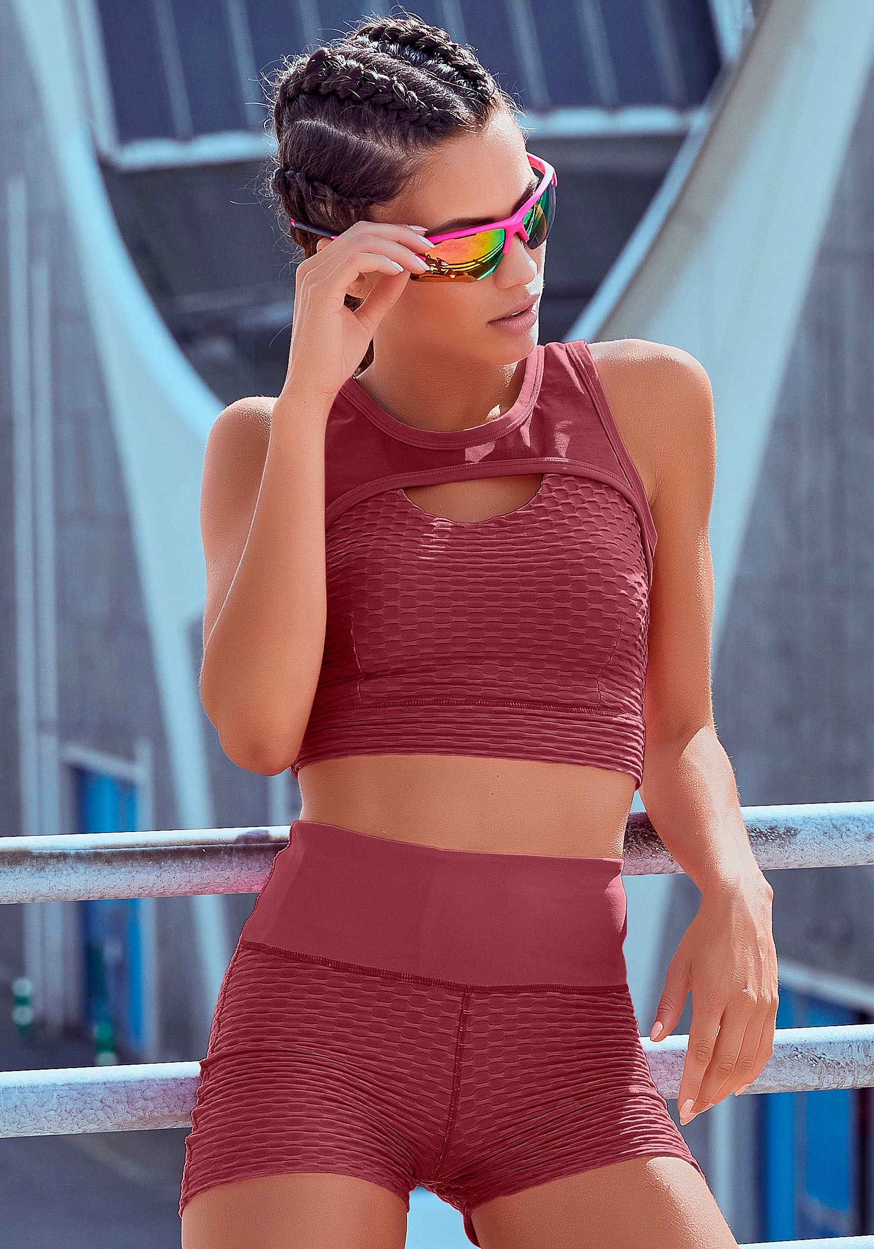 Vivance active Shorts, mit breitem Bund und Wabenoptik