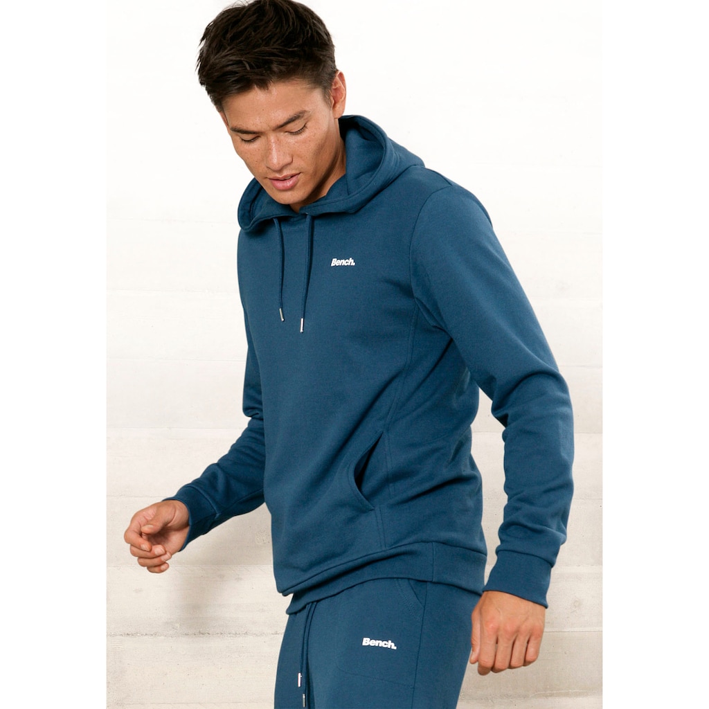 Bench. Loungewear Hoodie, Sweatshirt mit Kapuze und seitlichen Taschen, Baumwollmischung