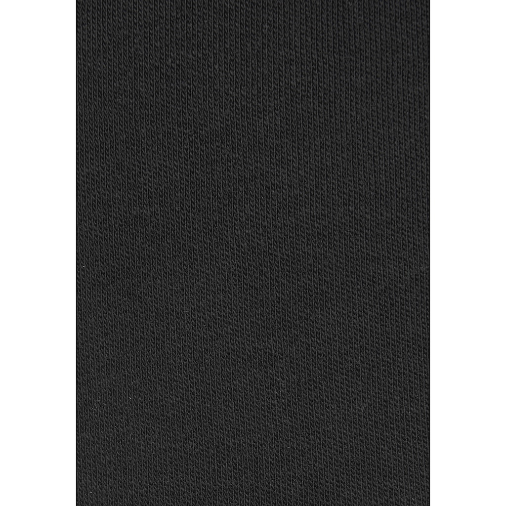 LASCANA ACTIVE Shorts, mit kleinen Seitenschlitzen