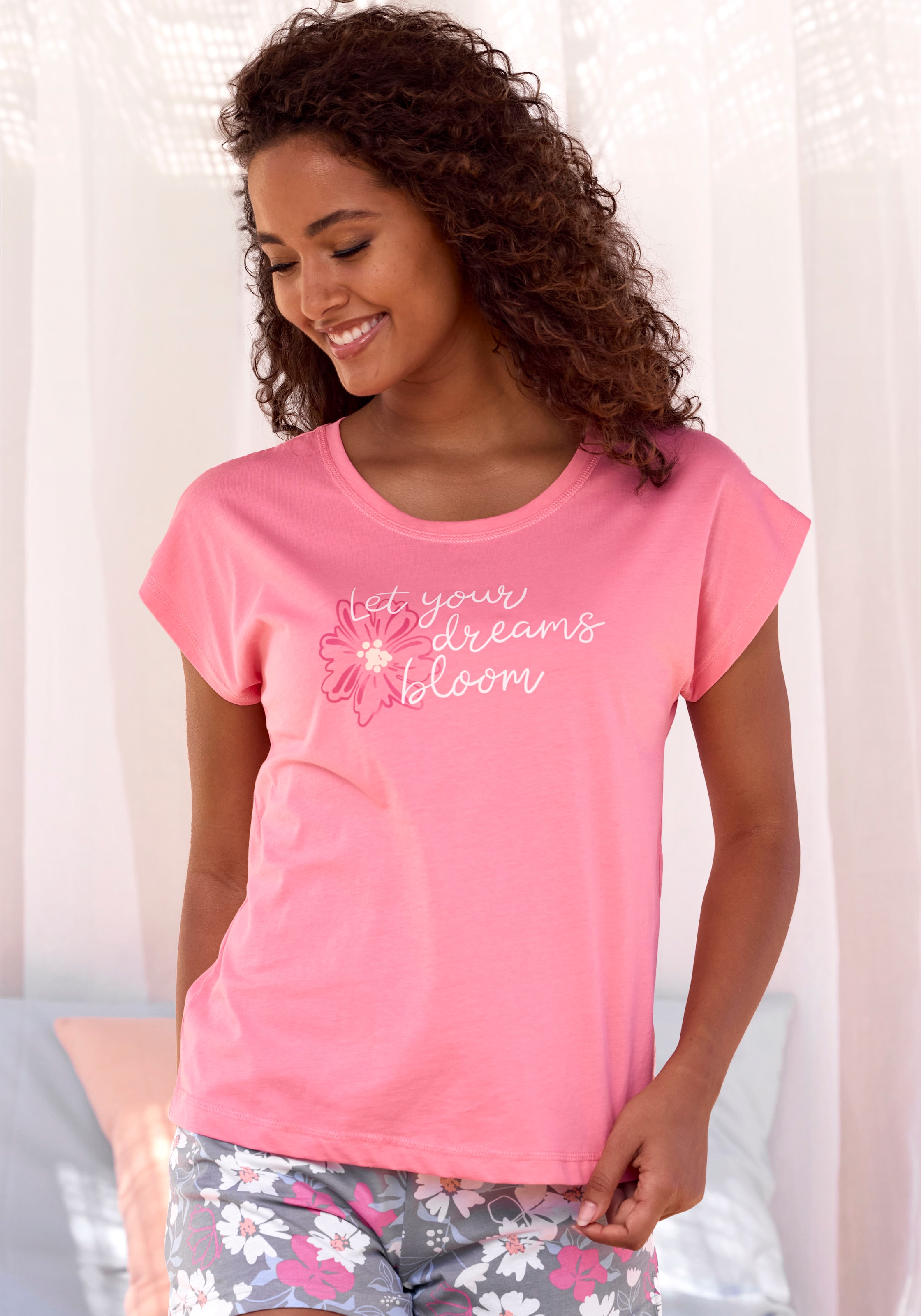 Vivance Dreams Pyjamaoberteil mit schönem Frontprint